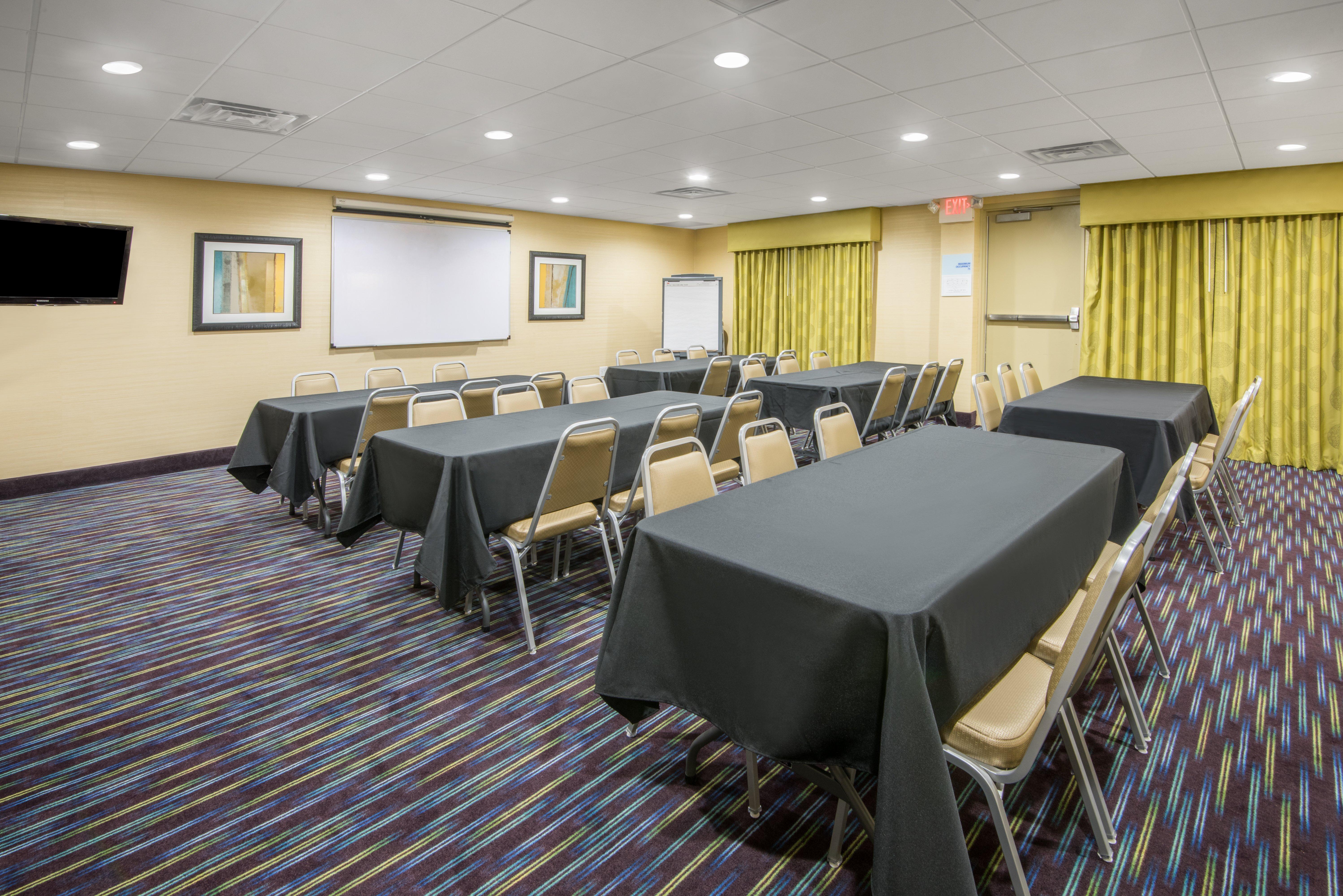 Holiday Inn Express Hotel & Suites Ashland By Ihg Eksteriør billede